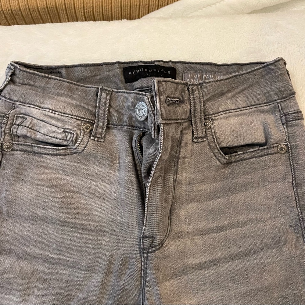 Aeropostale high-waisted ankle jeggings